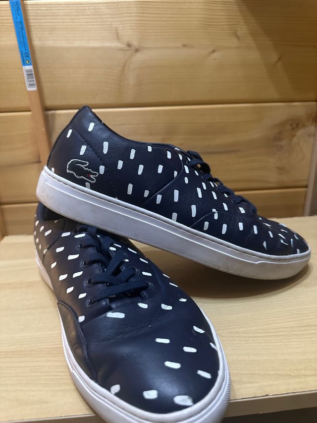 Zapatillas Lacoste Azul con Puntos Blancos