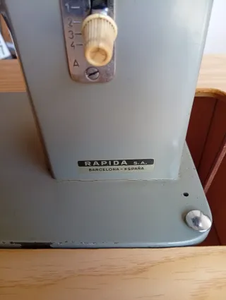 Máquina de coser Wertheim Rapida