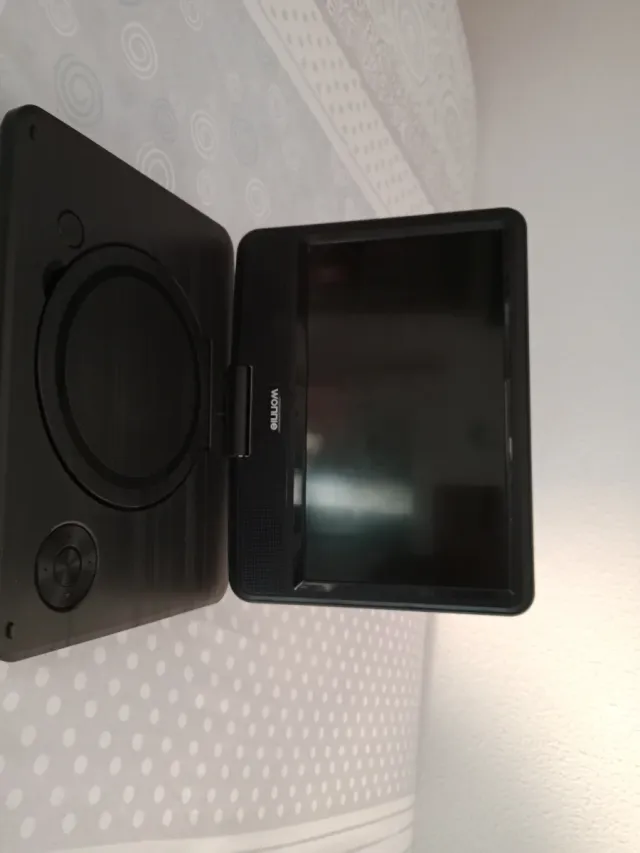 DVD Portátil Woxter Pantalla Giratoria