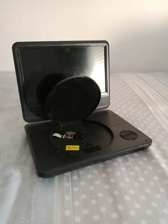 DVD Portátil Woxter Pantalla Giratoria