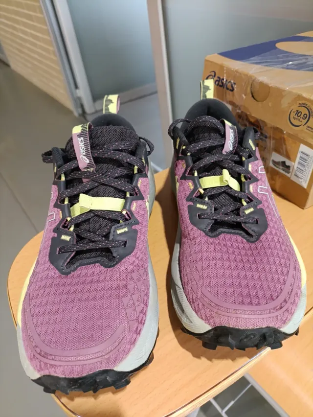 Asics Trabuco 13 T.40,5 Impecables