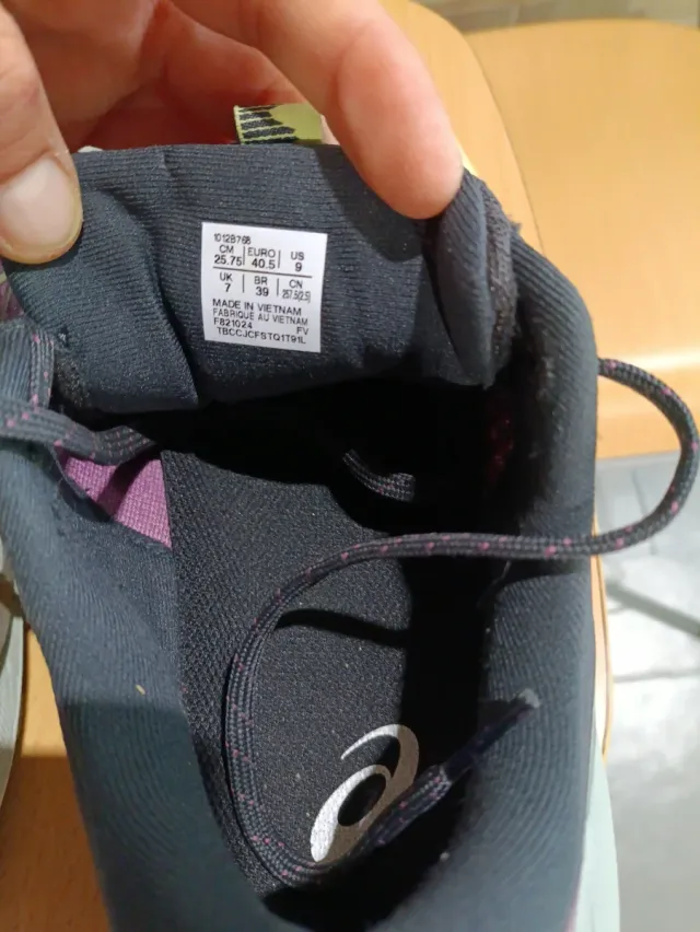 Asics Trabuco 13 T.40,5 Impecables