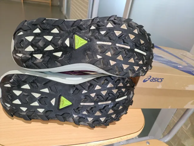 Asics Trabuco 13 T.40,5 Impecables