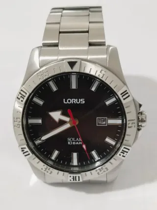 Reloj Lorus Solar 10 BAR Negro/Plata