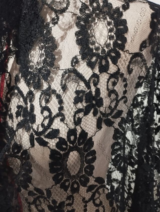 Mantilla Fallera Negra