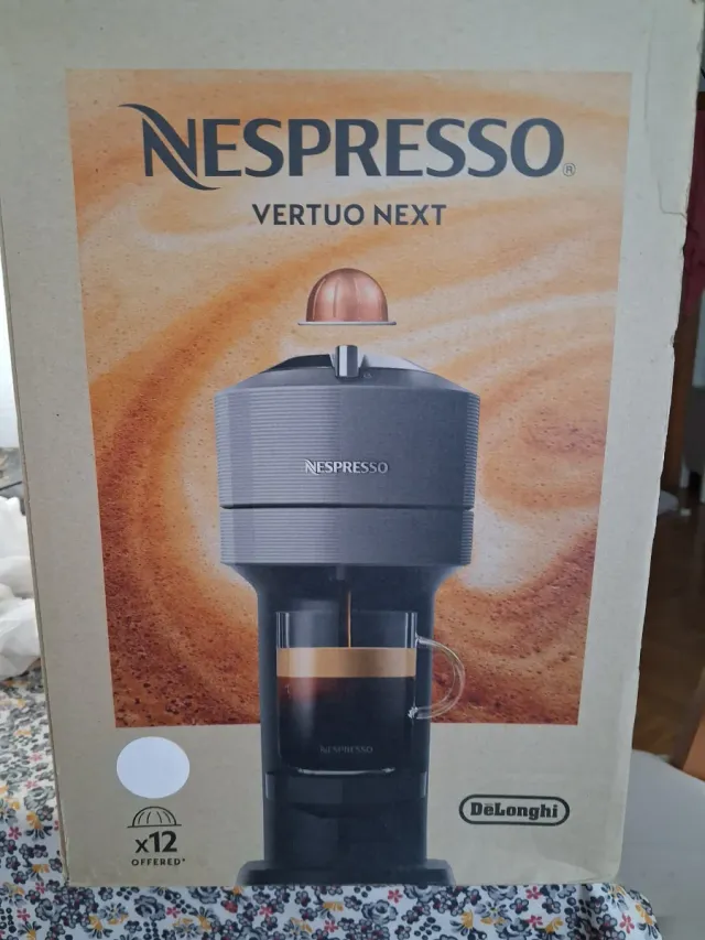 Cafetera Nespresso Vertuo Next DeLonghi