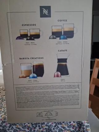 Cafetera Nespresso Vertuo Next DeLonghi WiFi blout