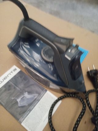 Plancha de ropa Rowenta azul