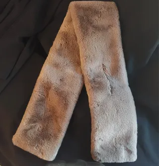 Cuello de pelo sintético beige/marrón/tostado