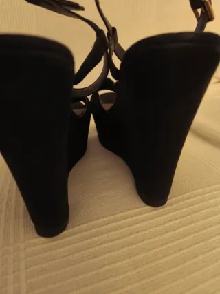 Sandalias Zara Piel Ante Negras