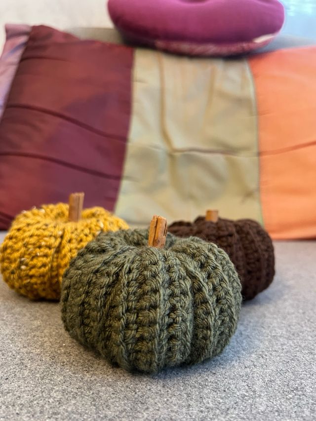 Conjunto de 3 Calabazas de ganchillo decorativas