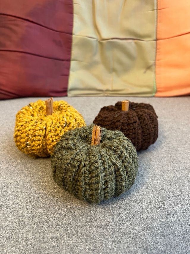 Conjunto de 3 Calabazas de ganchillo decorativas