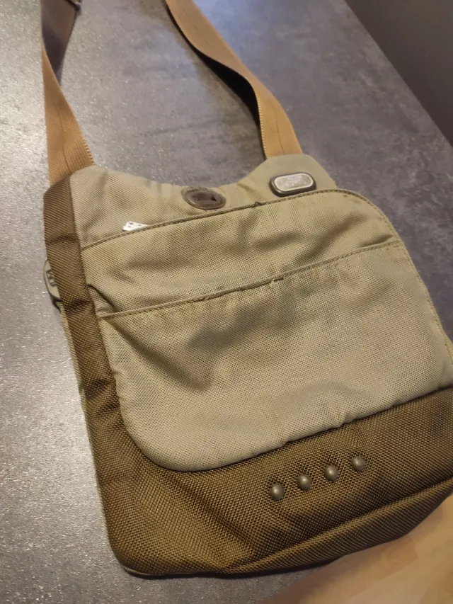 Bolso bandolera Tumi