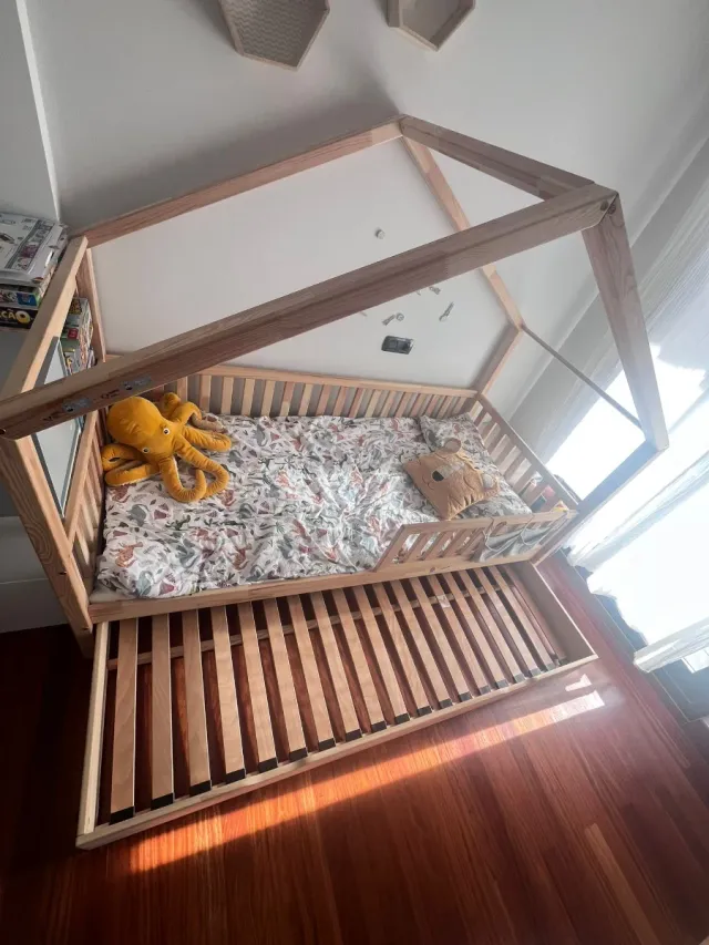 Cama casita con cajón de madera