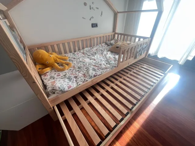 Cama casita con cajón de madera