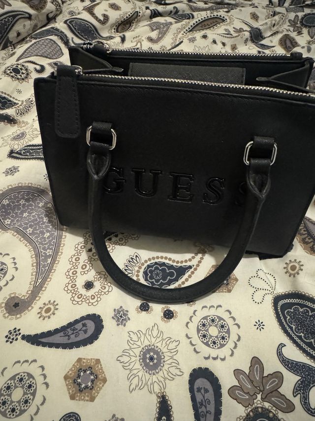 Bolso Guess Negro