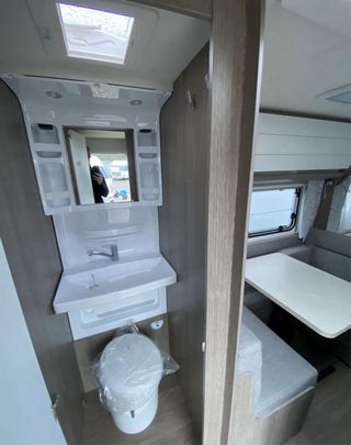 Caravana Hobby 470 On Tour