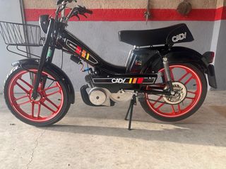 Mobylette Cady E-14 restaurada con documentacion