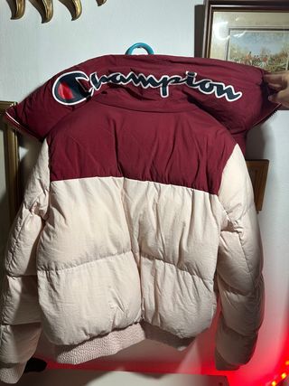 Abrigo Champion bicolor escucho ofertas