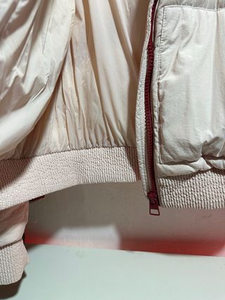 Abrigo Champion bicolor escucho ofertas