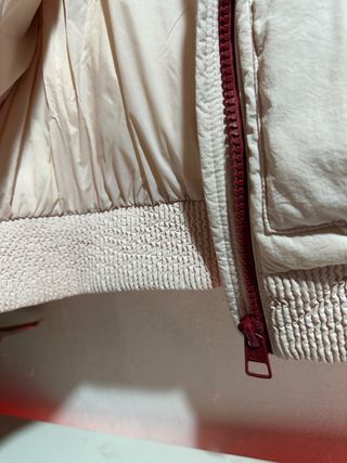 Abrigo Champion bicolor escucho ofertas