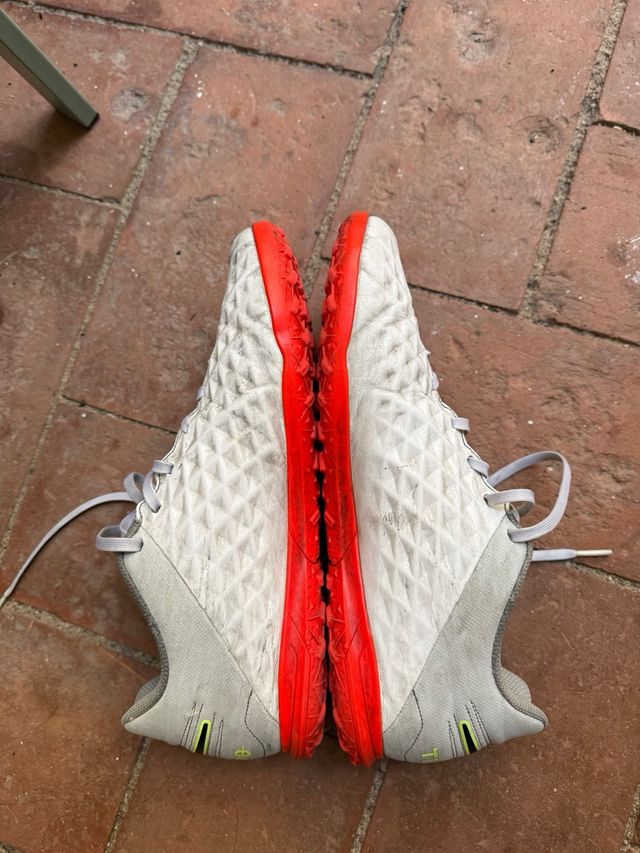 Botas de fútbol Nike Tiempo Talle us 10.5