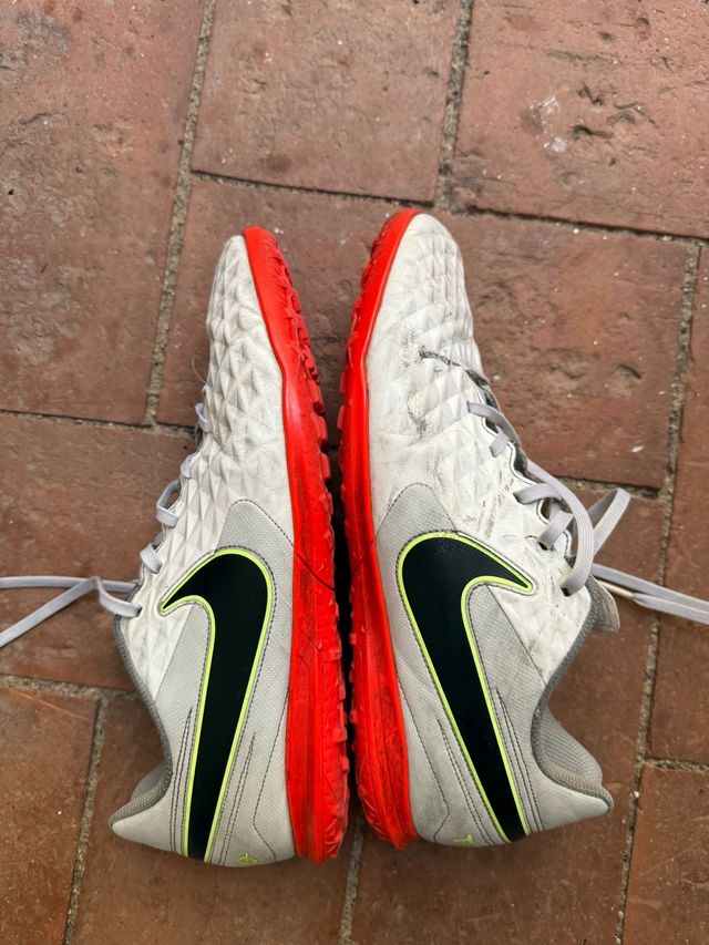 Botas de fútbol Nike Tiempo Talle us 10.5
