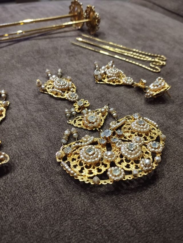 Aderezo fallera dorado