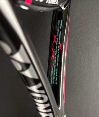 Raqueta Yonex Vcore SV 98