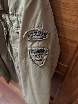 Chaqueta parka verde militar