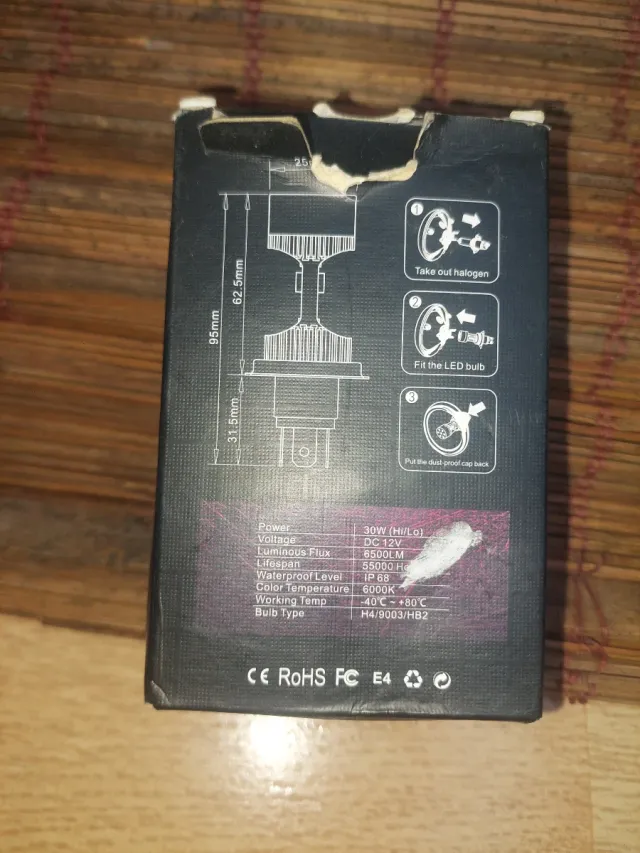 Bombilla LED luz faro Moto