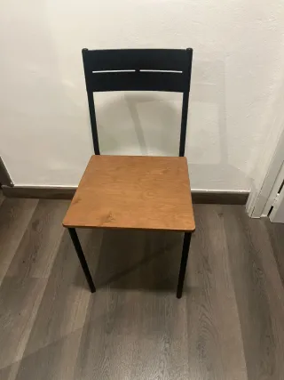 2 Sillas Madera y Metal. 13€ las dos