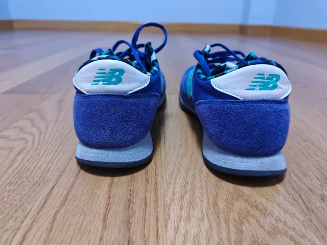 New Balance 373 Azul y Turquesa