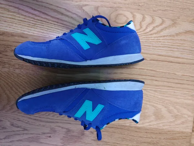 New Balance 373 Azul y Turquesa