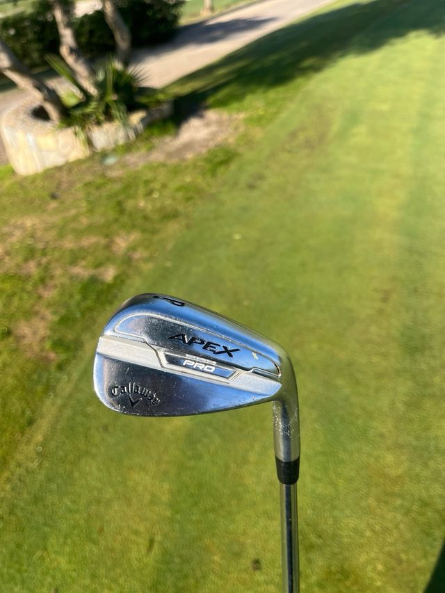 Set de hierros Apex 21 y Apex Pro