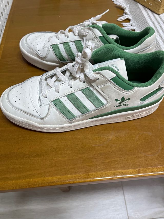 Zapatillas Adidas Blancas y Verdes