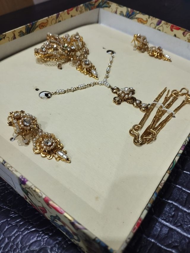 Aderezo fallero dorado niña