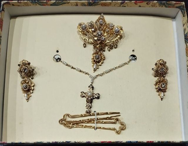 Aderezo fallero dorado niña