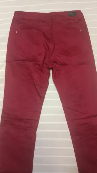 Pantalón de vestir rojo