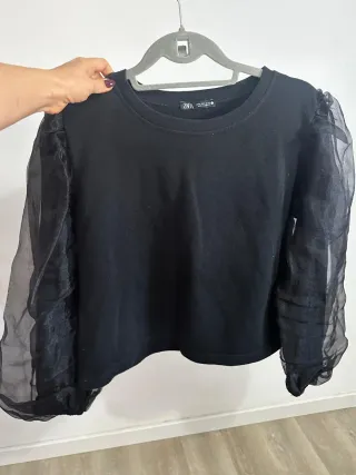 Jersey ZARA mangas abullonadas negro