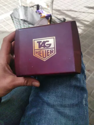 Caja TAG Heuer Morada