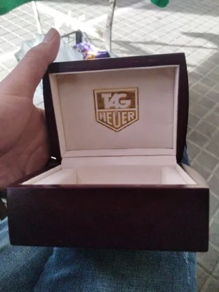 Caja TAG Heuer Morada