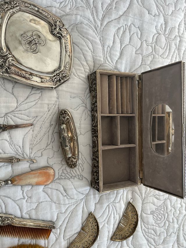 Juego tocador plata años 40