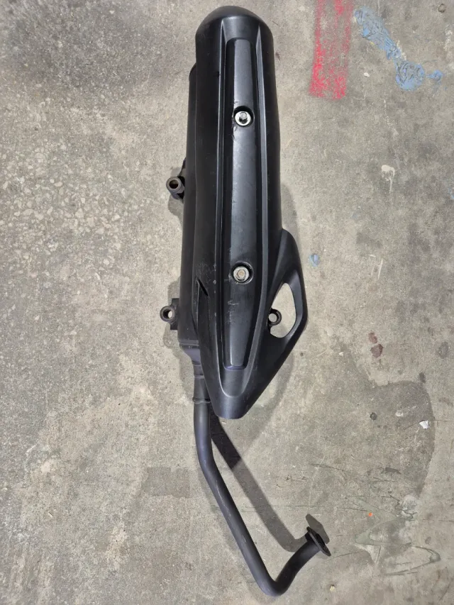 Escape Honda PCX 125