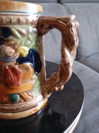 Set 2 Boccale Birra Ceramica Decorati a rilievo