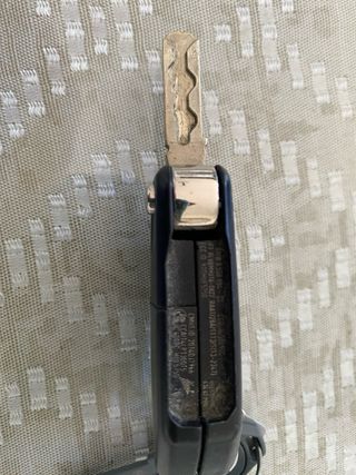 Baúl moto BMW negro está nuevo