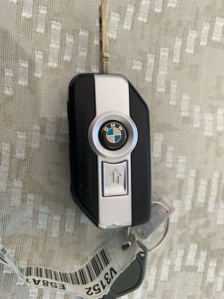 Baúl moto BMW negro está nuevo