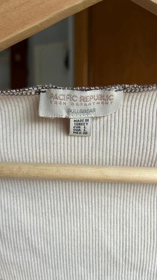 Top Shein Beige con Cordones