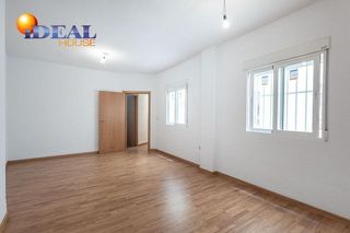 Piso en venta en Motril pueblo en Motril