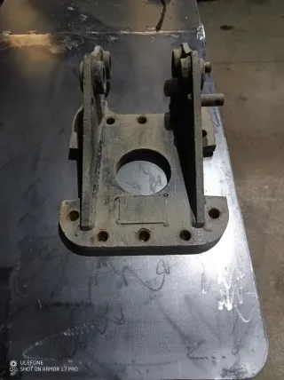 Cabezal orejetas martillo Atlas Copco